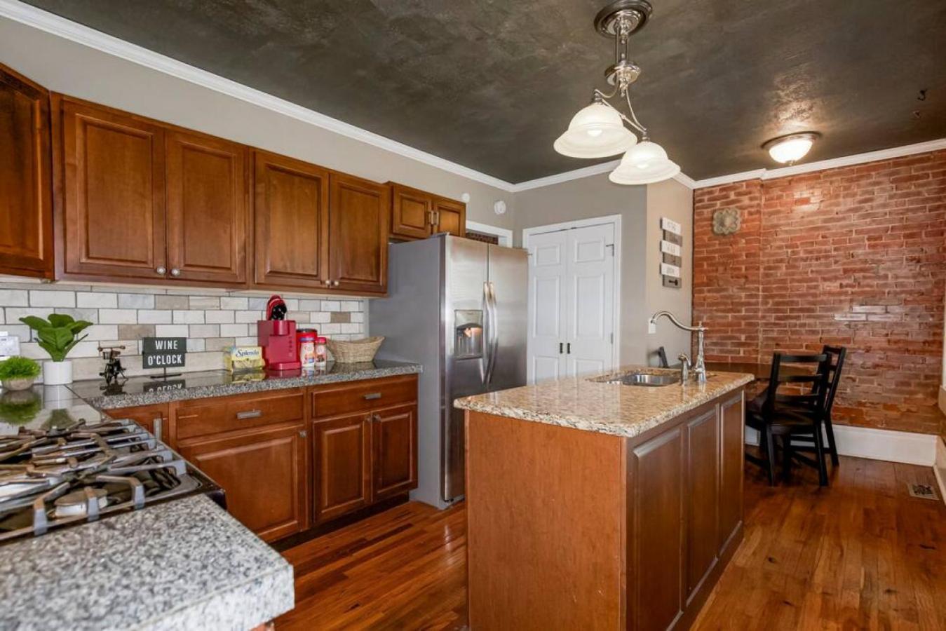Villa Entire Loft Downtown With Free Parking à Kansas City Extérieur photo